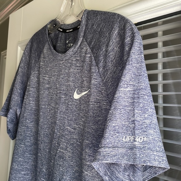 Nike Swim Dri-Fit tee - Women’s Small - Picture 5 of 6